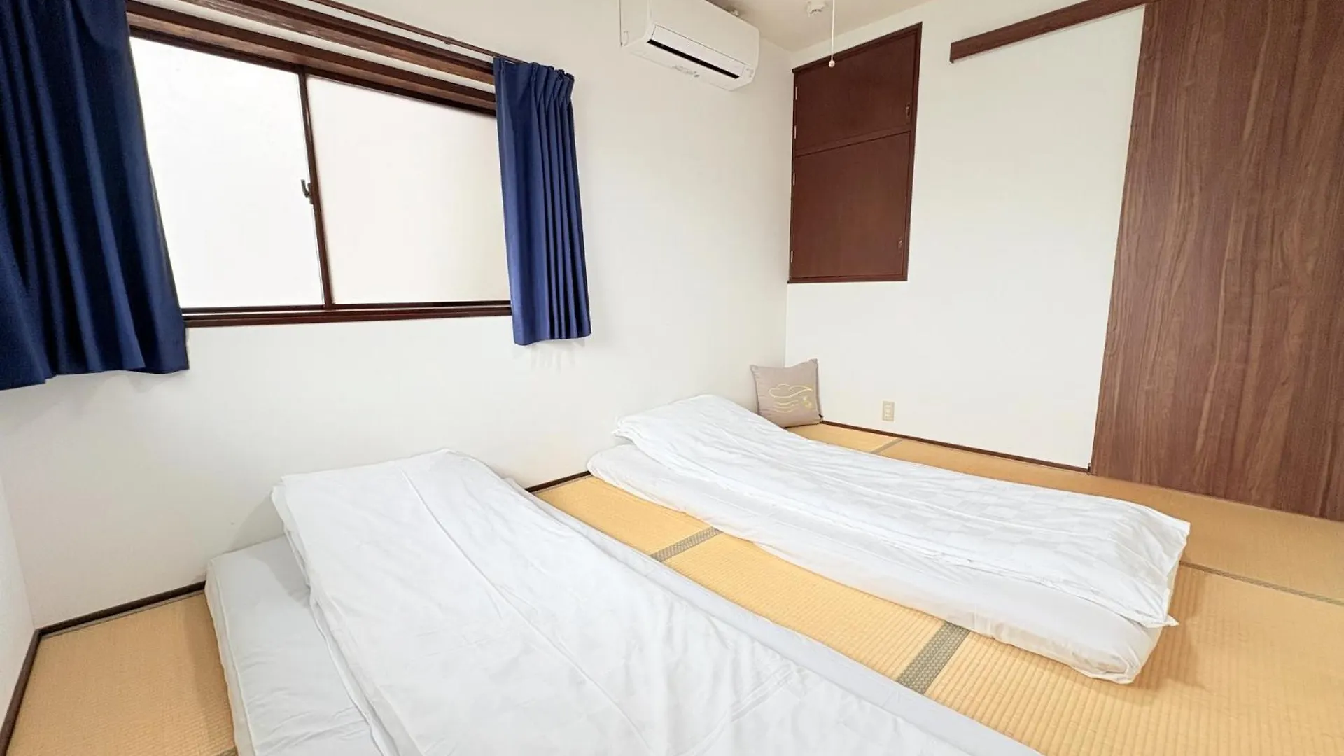 Villa 5 Minutes From Shijo Omiya Station, In The Center Of Kyoto, A Rental Group,