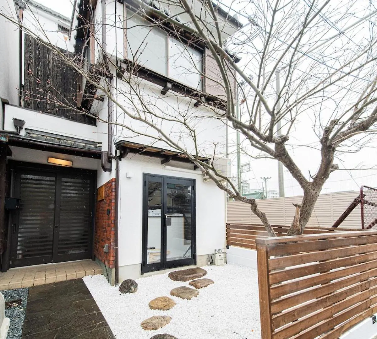 اتصالات 5 Minutes From Shijo Omiya Station, In The Center Of Kyoto, A Rental Group, 